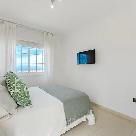 Beautiful Views! דירה *